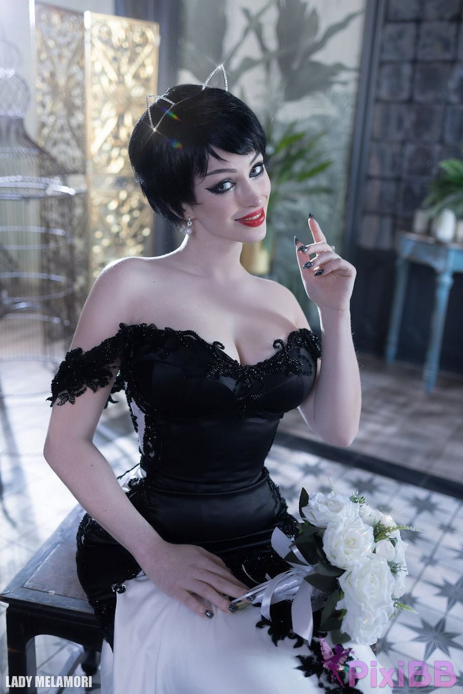 Lady Melamori Catwoman Bride PixiBB.COM 5