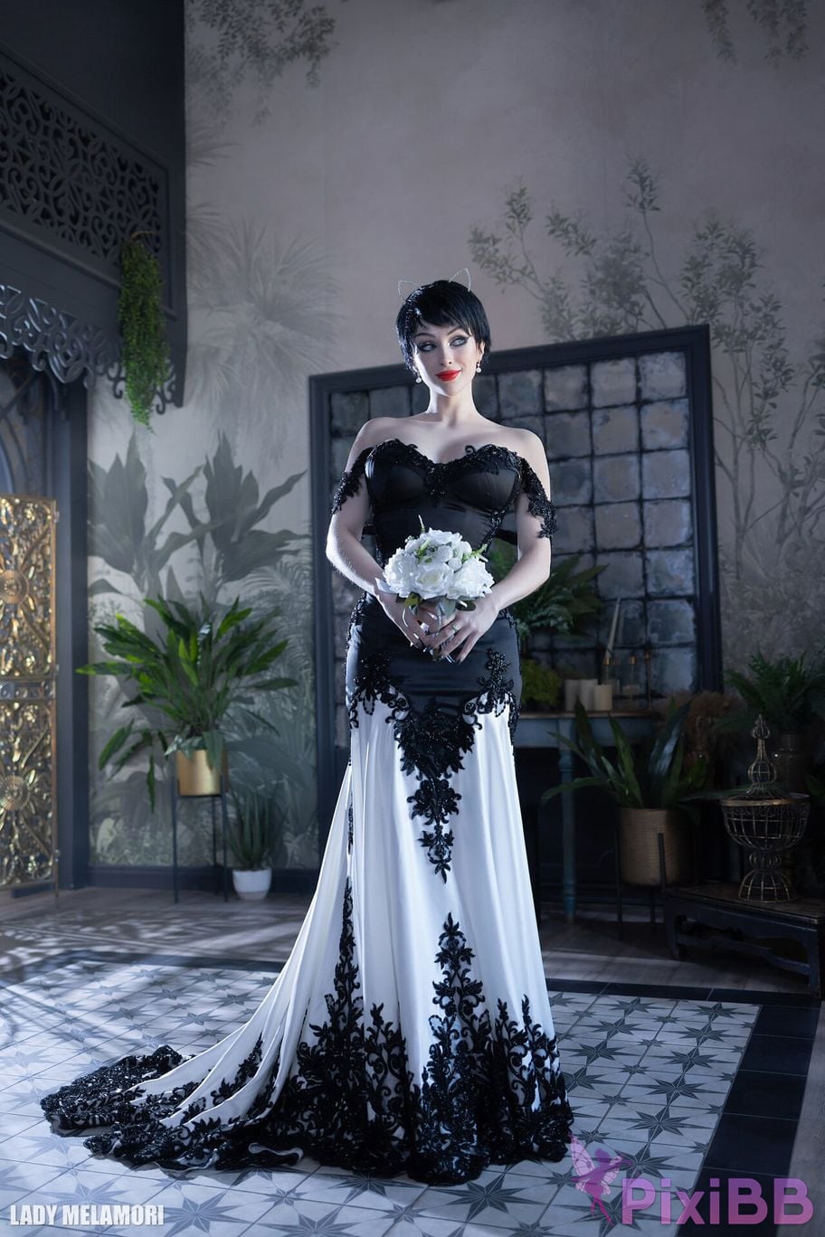 Lady Melamori Catwoman Bride PixiBB.COM 7