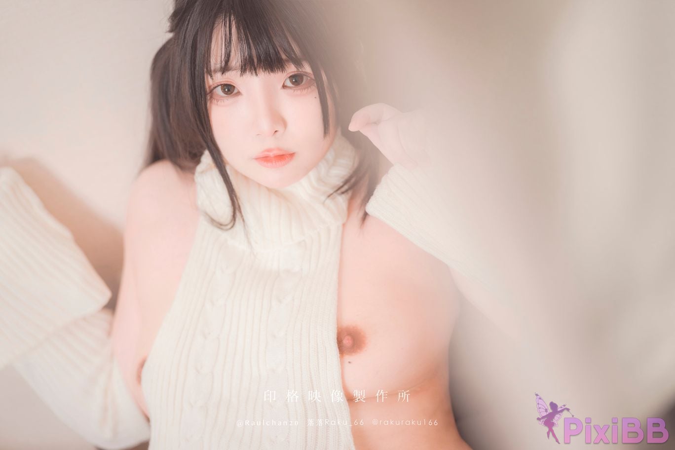 Cosplayer Luoluo Raku Hentai Sweater PixiBB.COM 014