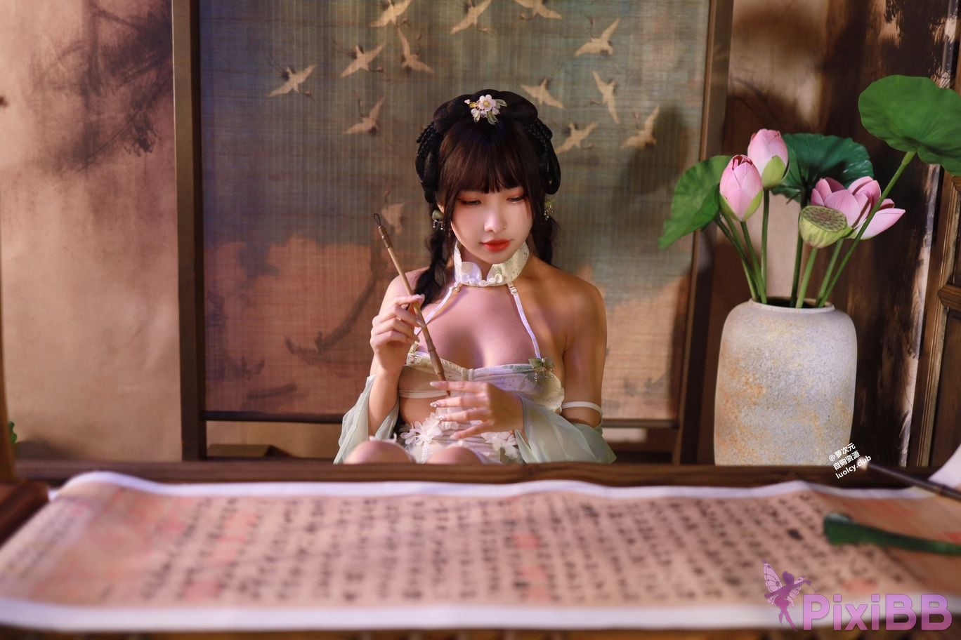 Cosplayer Mumu Momo yi xin su wen 8K Ver. PixiBB.COM 038