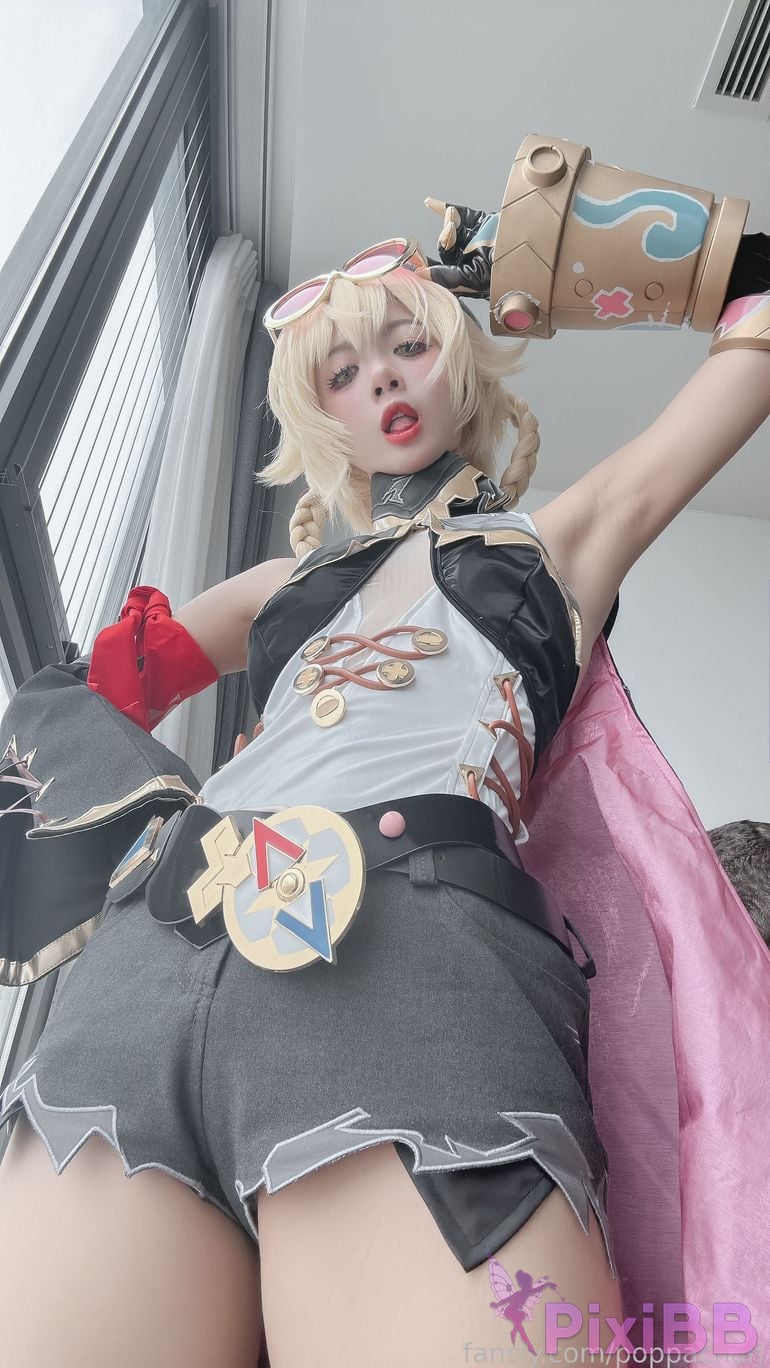 Cosplayer PoppaChan Jahoda Genshin Impact PixiBB.COM 007