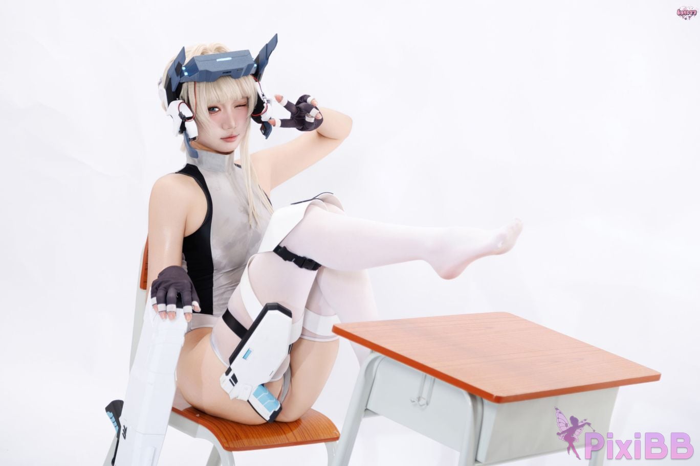 Cosplayer Qiqi be good Blue Archive Flying Birds and Horses competitive swimming PixiBB.COM 062