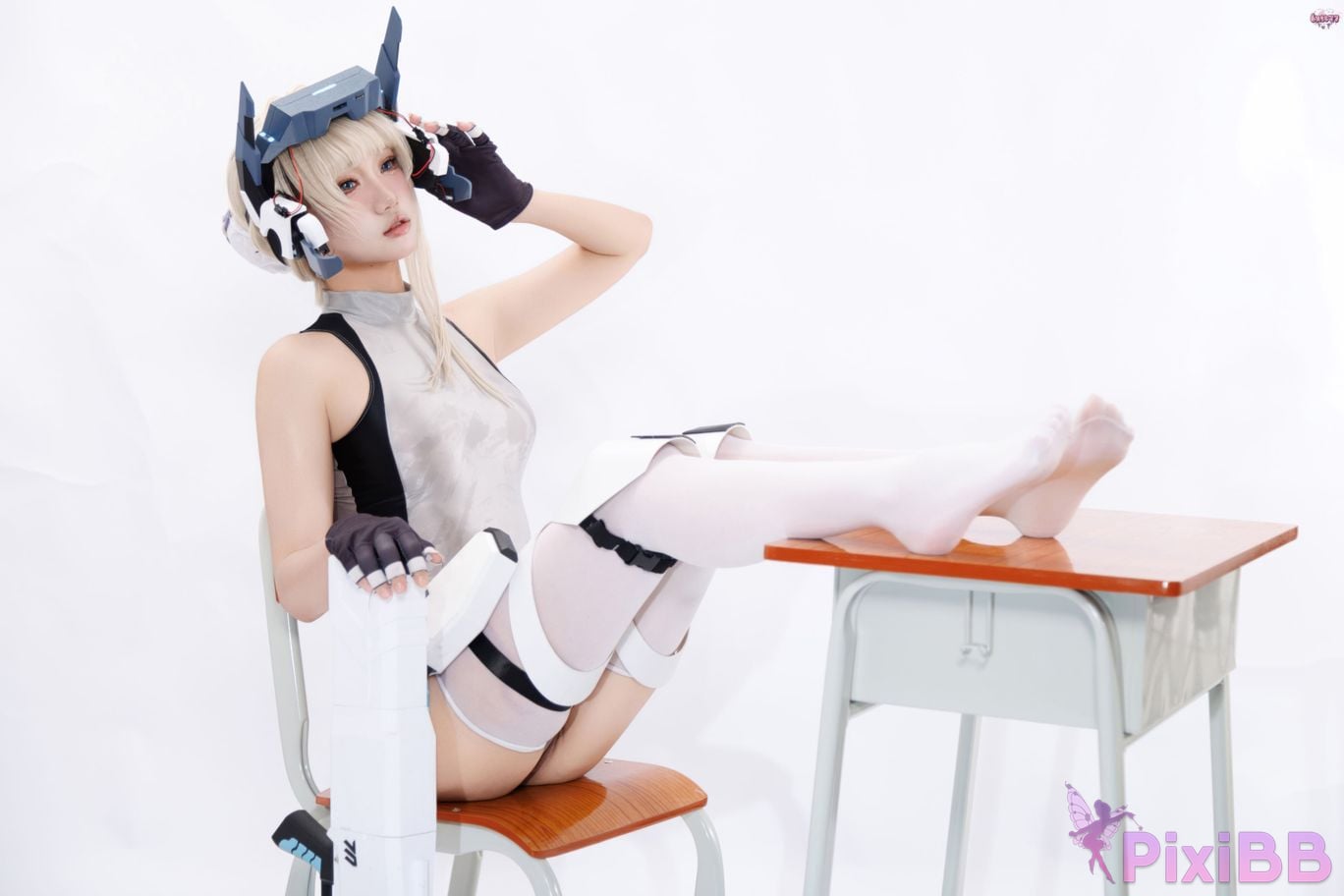 Cosplayer Qiqi be good Blue Archive Flying Birds and Horses competitive swimming PixiBB.COM 063