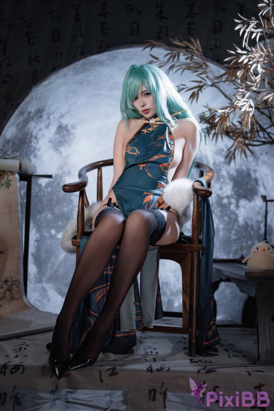 Cosplayer Senior Sister Xuan Xiao azur lane Moscow cheongsam PixiBB.COM 001