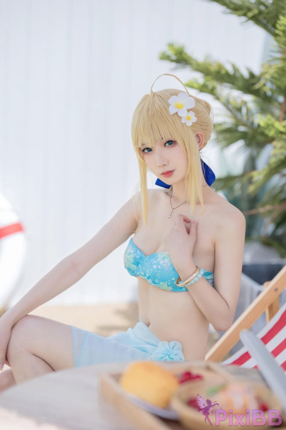 Cosplayer Fengjiang v FGO Saber swimsuit PixiBB.COM 001