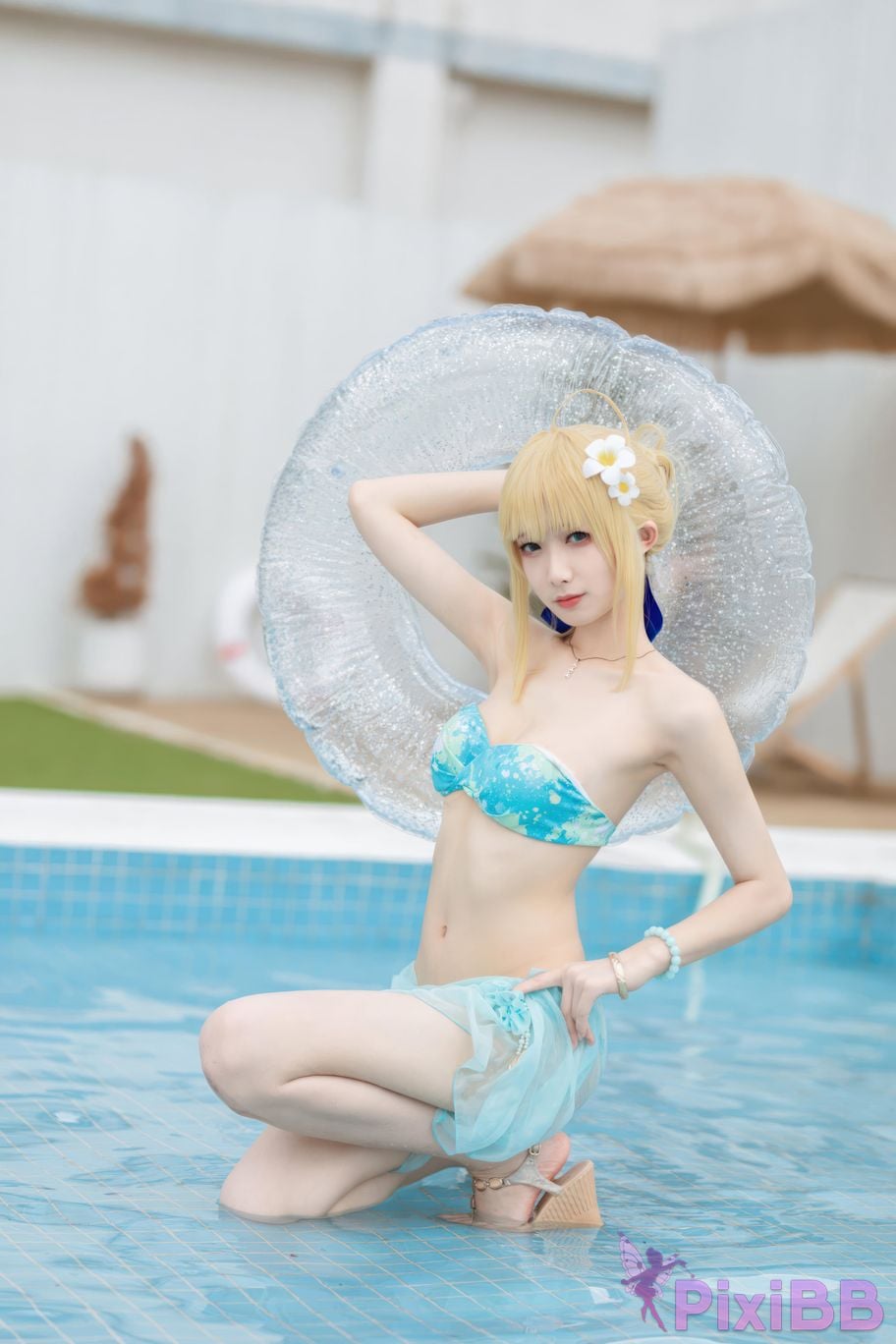 Cosplayer Fengjiang v FGO Saber swimsuit PixiBB.COM 011