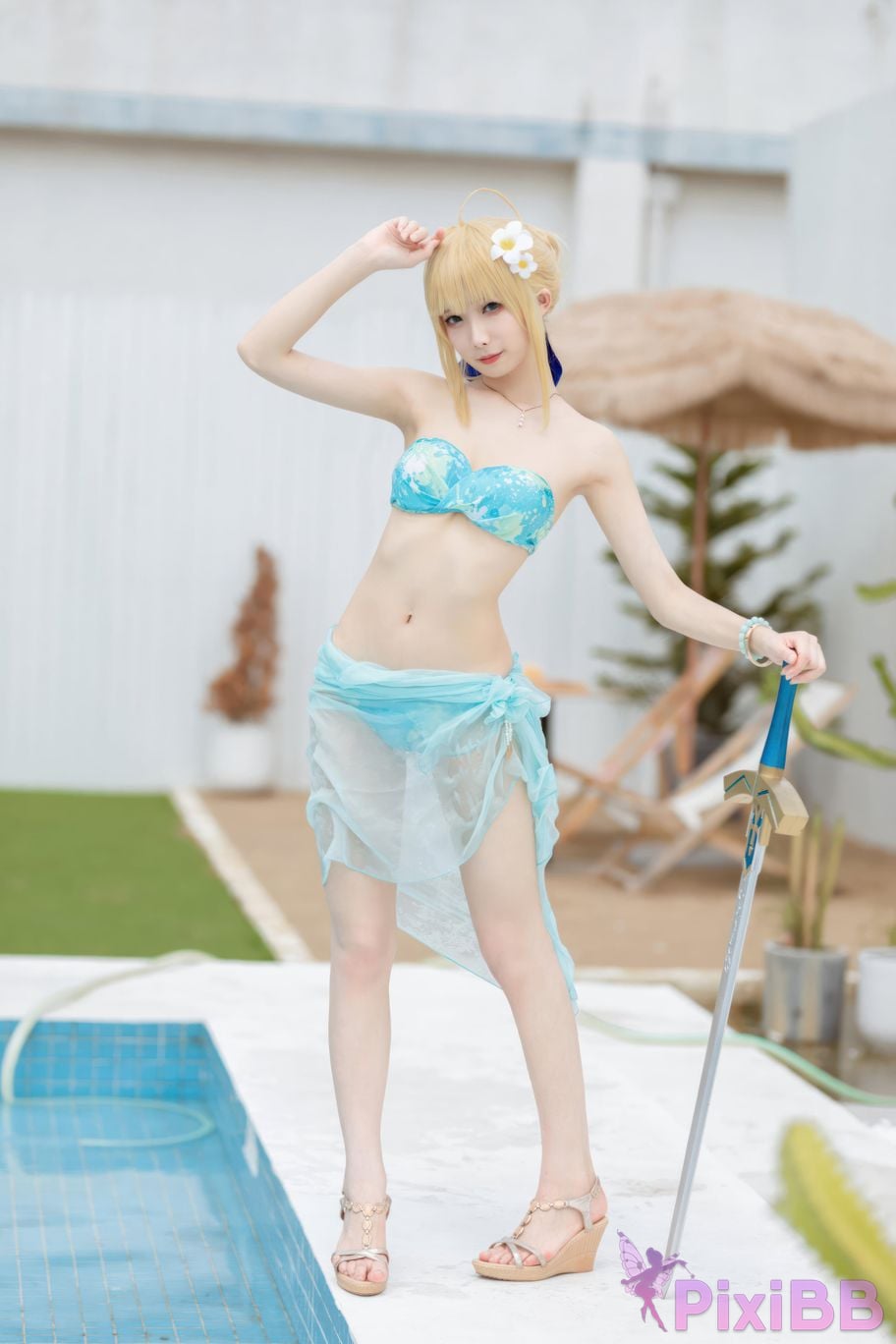 Cosplayer Fengjiang v FGO Saber swimsuit PixiBB.COM 015
