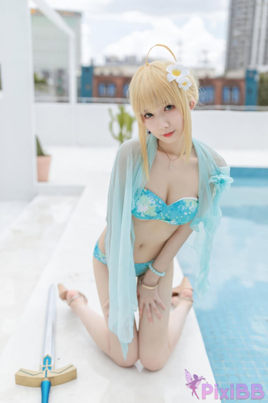 Cosplayer Fengjiang v FGO Saber swimsuit PixiBB.COM 020