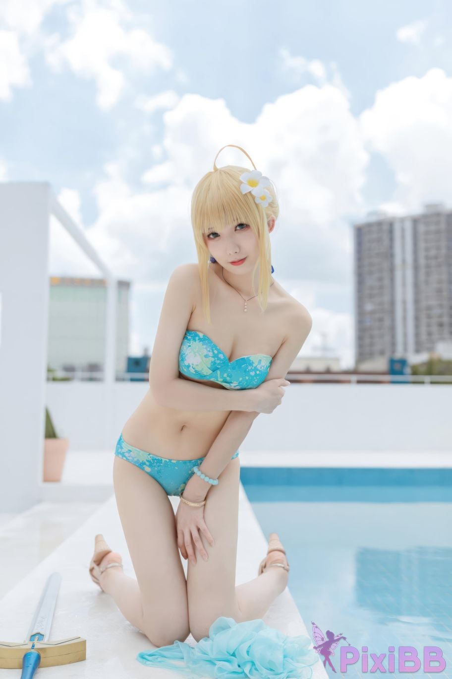 Cosplayer Fengjiang v FGO Saber swimsuit PixiBB.COM 022
