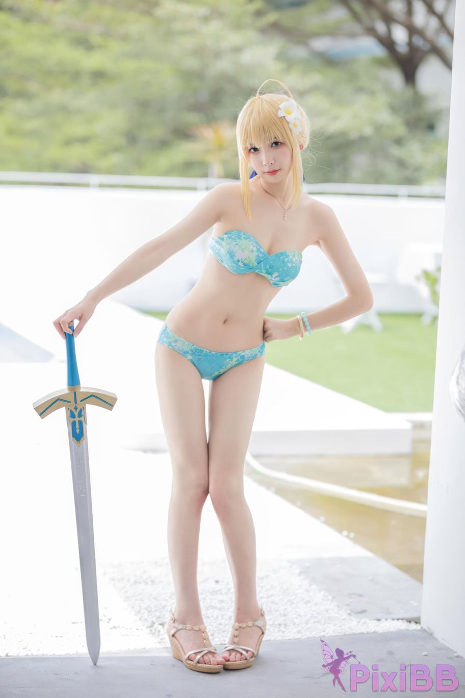 Cosplayer Fengjiang v FGO Saber swimsuit PixiBB.COM 024