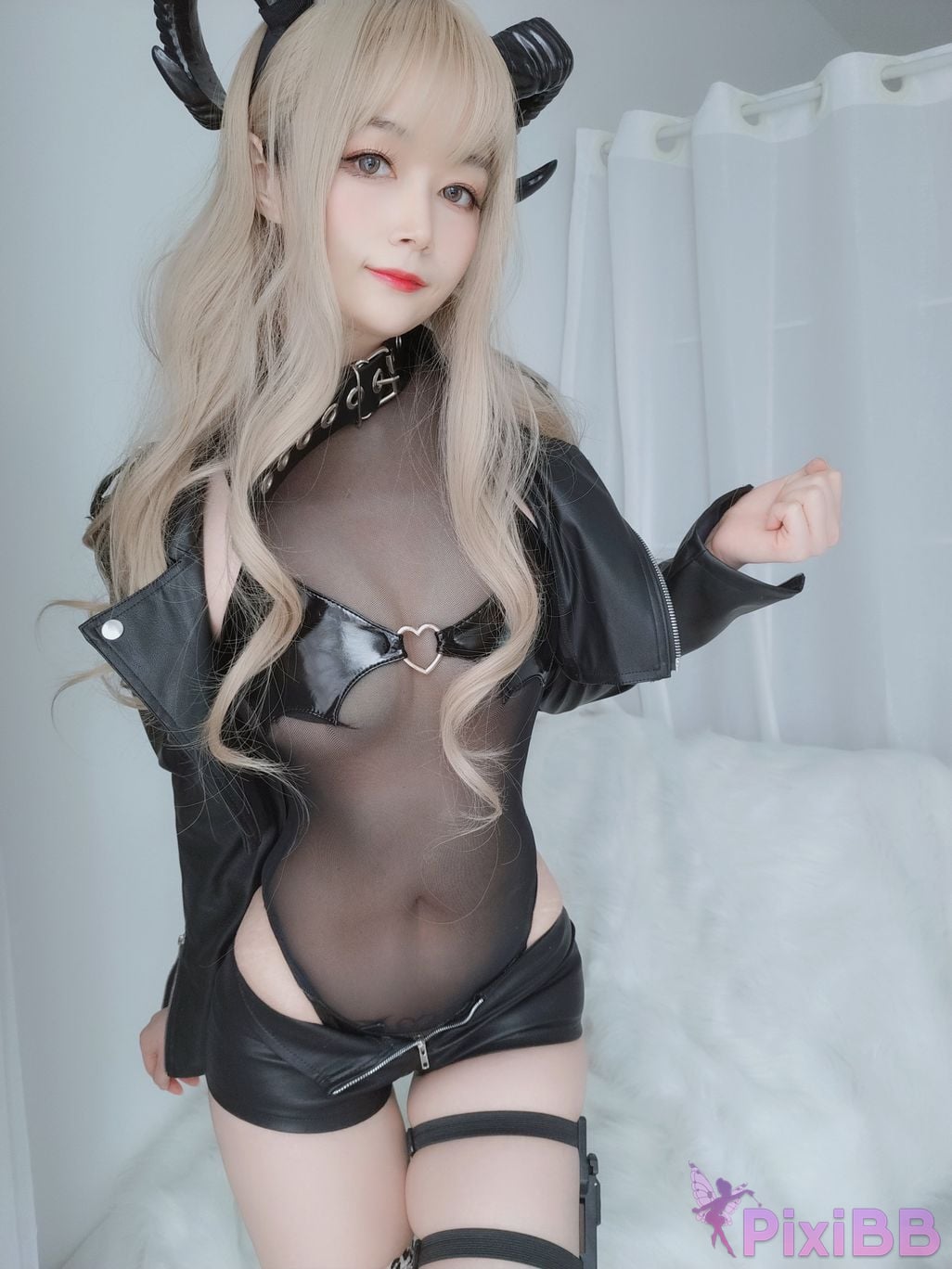 Coser baiyin811 PixiBB.COM 001
