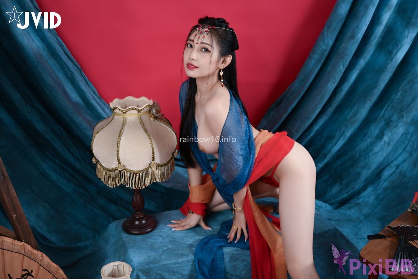 JVID Summer light Nu Shen Mu Guang Dun Huang Feng Ge Zao Xing Fu Shi Shou Du Chang Fei Yue Tian Ji Chuan Suo Kong Yu Ni Lai Qian Wei You De Ai Lian Zi PixiBB.COM 020