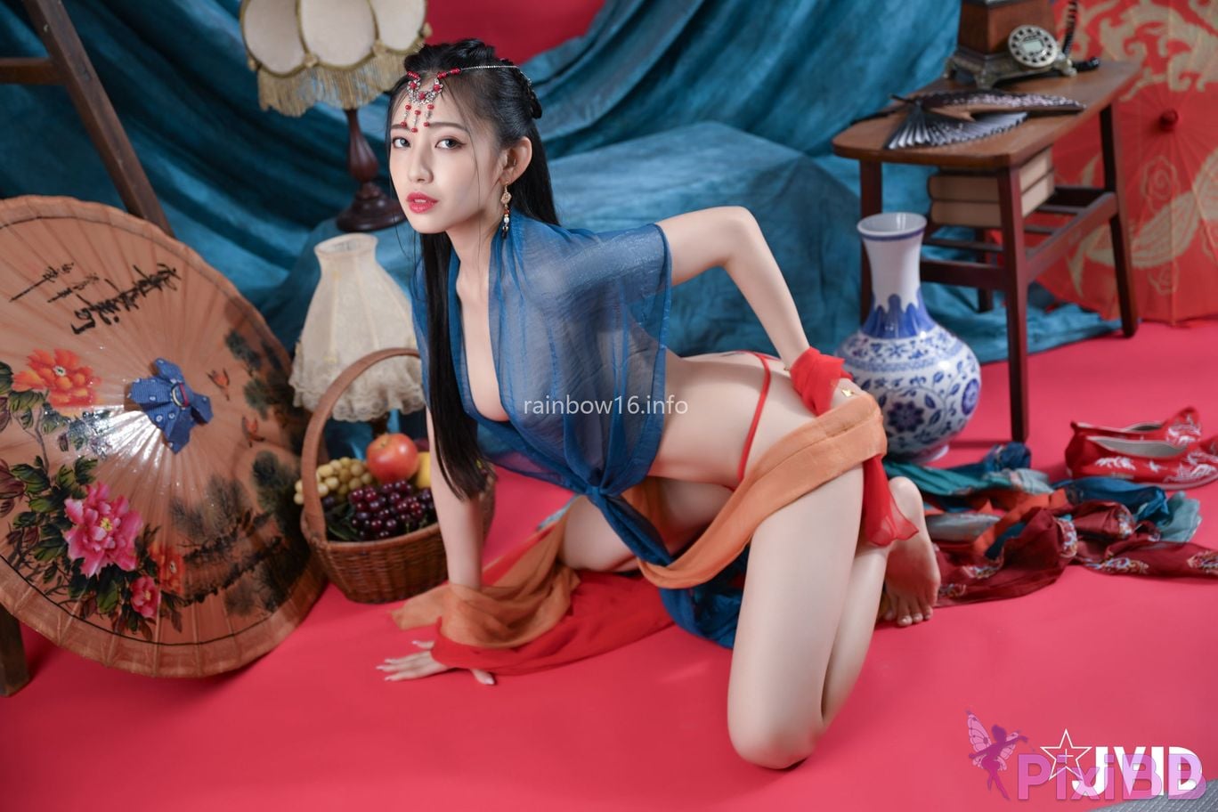 JVID Summer light Nu Shen Mu Guang Dun Huang Feng Ge Zao Xing Fu Shi Shou Du Chang Fei Yue Tian Ji Chuan Suo Kong Yu Ni Lai Qian Wei You De Ai Lian Zi PixiBB.COM 033