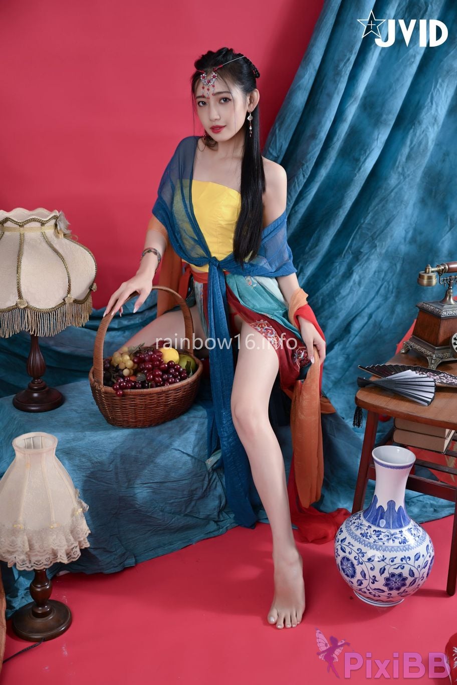 JVID Summer light Nu Shen Mu Guang Dun Huang Feng Ge Zao Xing Fu Shi Shou Du Chang Fei Yue Tian Ji Chuan Suo Kong Yu Ni Lai Qian Wei You De Ai Lian Zi PixiBB.COM 061