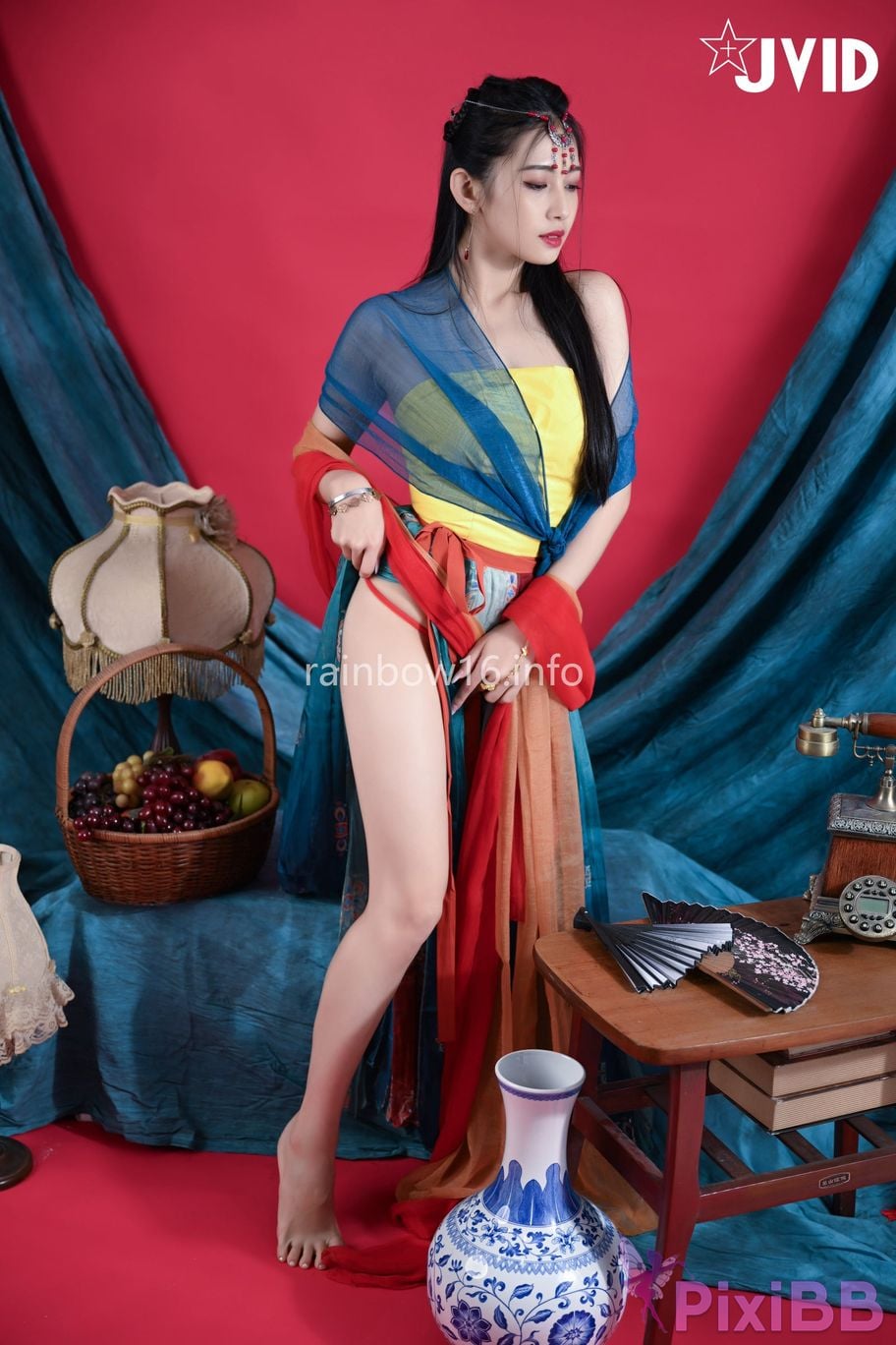 JVID Summer light Nu Shen Mu Guang Dun Huang Feng Ge Zao Xing Fu Shi Shou Du Chang Fei Yue Tian Ji Chuan Suo Kong Yu Ni Lai Qian Wei You De Ai Lian Zi PixiBB.COM 076