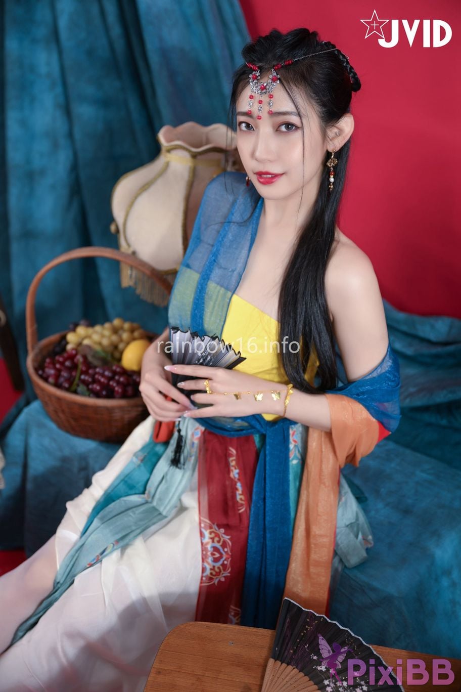 JVID Summer light Nu Shen Mu Guang Dun Huang Feng Ge Zao Xing Fu Shi Shou Du Chang Fei Yue Tian Ji Chuan Suo Kong Yu Ni Lai Qian Wei You De Ai Lian Zi PixiBB.COM 078