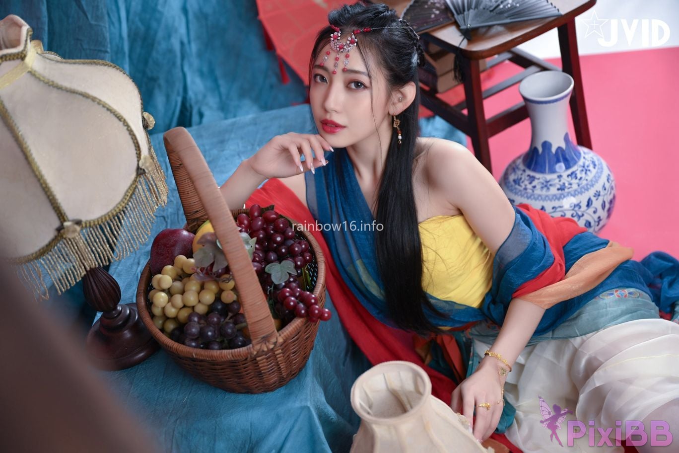 JVID Summer light Nu Shen Mu Guang Dun Huang Feng Ge Zao Xing Fu Shi Shou Du Chang Fei Yue Tian Ji Chuan Suo Kong Yu Ni Lai Qian Wei You De Ai Lian Zi PixiBB.COM 081