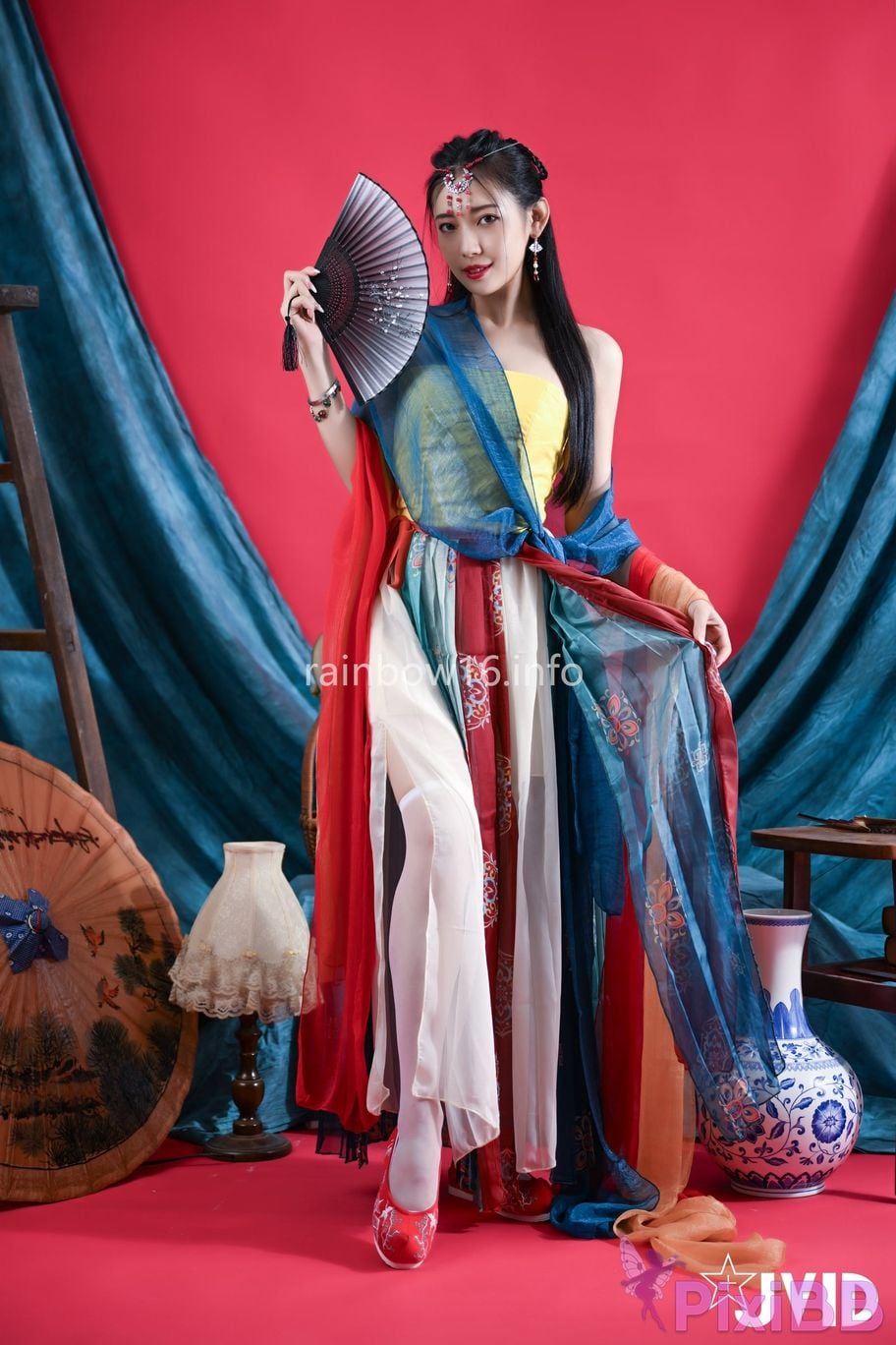 JVID Summer light Nu Shen Mu Guang Dun Huang Feng Ge Zao Xing Fu Shi Shou Du Chang Fei Yue Tian Ji Chuan Suo Kong Yu Ni Lai Qian Wei You De Ai Lian Zi PixiBB.COM 084
