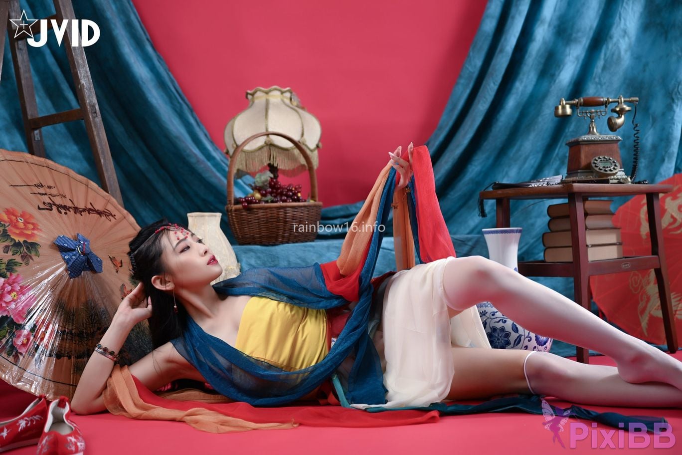 JVID Summer light Nu Shen Mu Guang Dun Huang Feng Ge Zao Xing Fu Shi Shou Du Chang Fei Yue Tian Ji Chuan Suo Kong Yu Ni Lai Qian Wei You De Ai Lian Zi PixiBB.COM 087