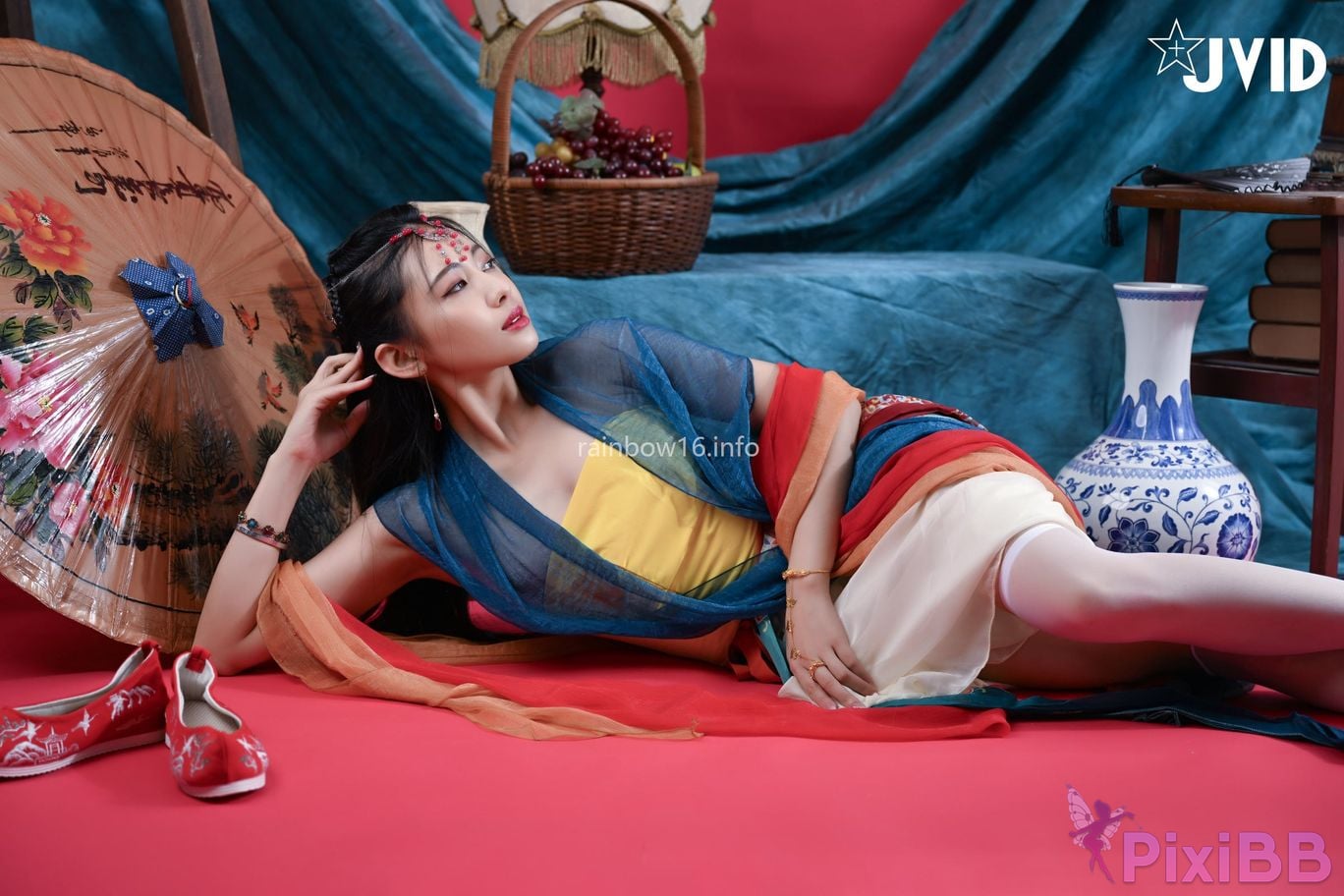 JVID Summer light Nu Shen Mu Guang Dun Huang Feng Ge Zao Xing Fu Shi Shou Du Chang Fei Yue Tian Ji Chuan Suo Kong Yu Ni Lai Qian Wei You De Ai Lian Zi PixiBB.COM 089