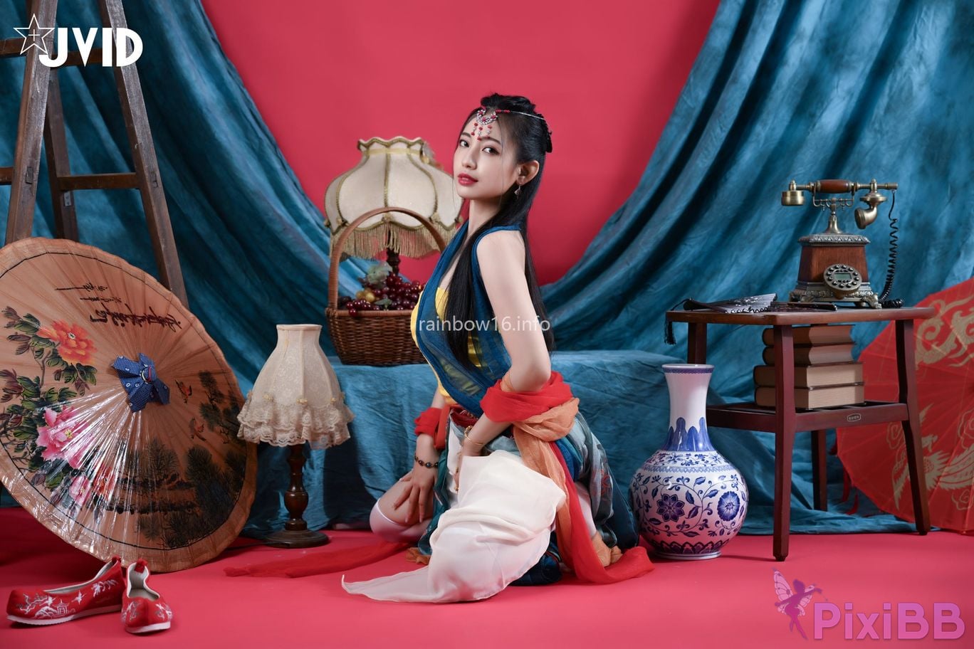 JVID Summer light Nu Shen Mu Guang Dun Huang Feng Ge Zao Xing Fu Shi Shou Du Chang Fei Yue Tian Ji Chuan Suo Kong Yu Ni Lai Qian Wei You De Ai Lian Zi PixiBB.COM 092