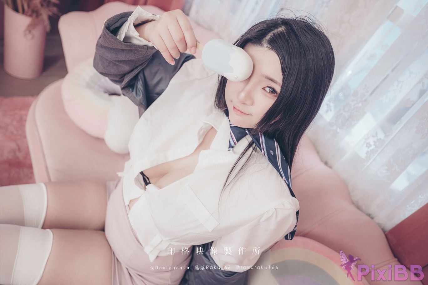 Cosplayer Luoluo Raku Wink PixiBB.COM 052