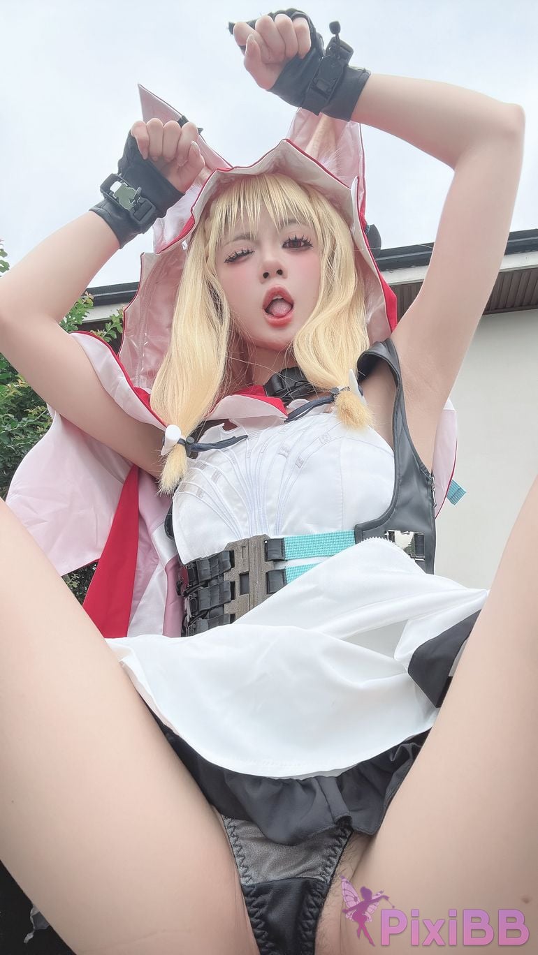 Cosplayer PoppaChan Rossi PixiBB.COM 059