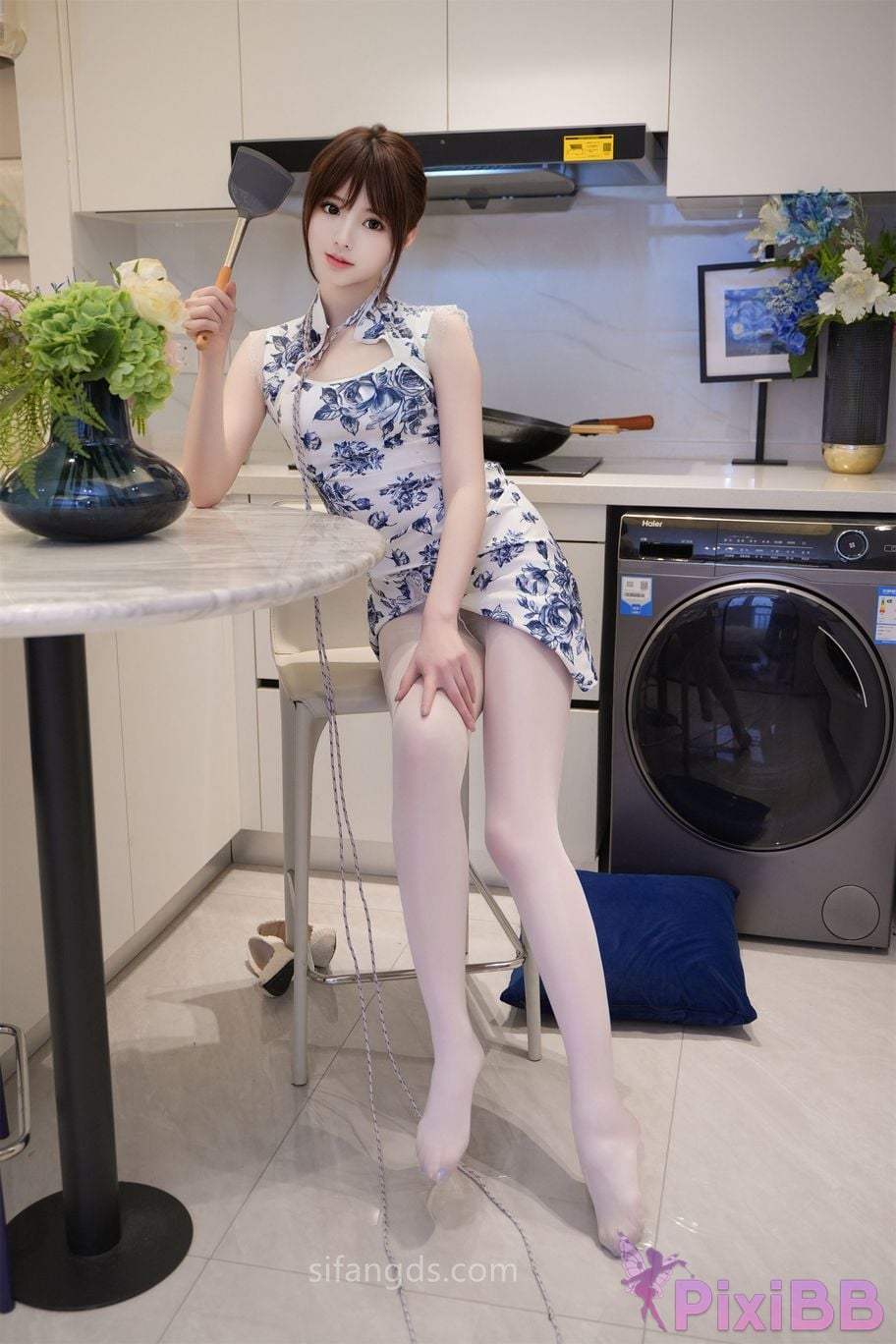 XR Uncensored Meng Linger R18 XIUREN model Cheongsam with white silk PixiBB.COM 012