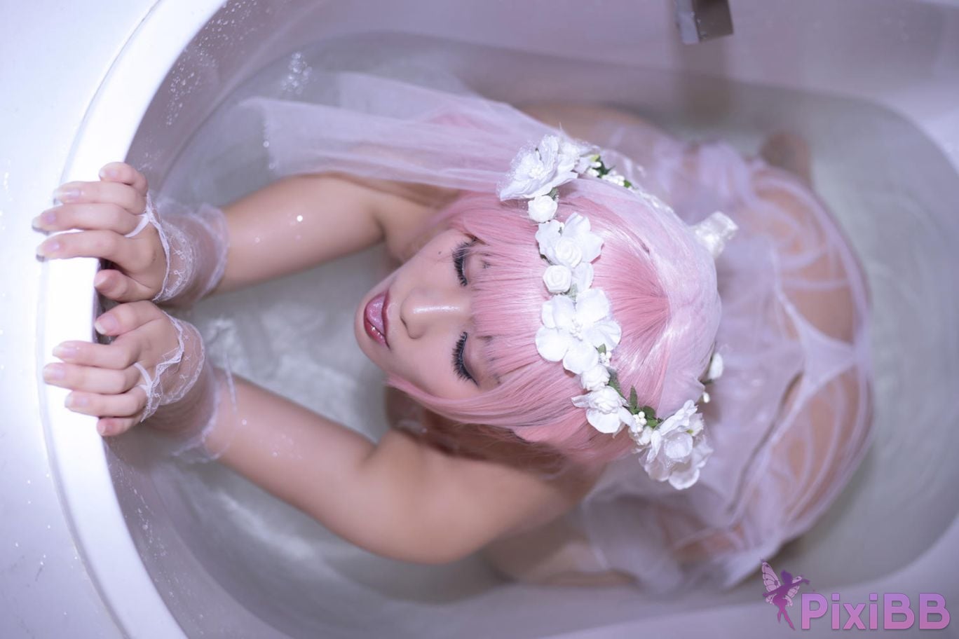Cosplayer Luo Li LoLiSAMA 02 bride PixiBB.COM 052