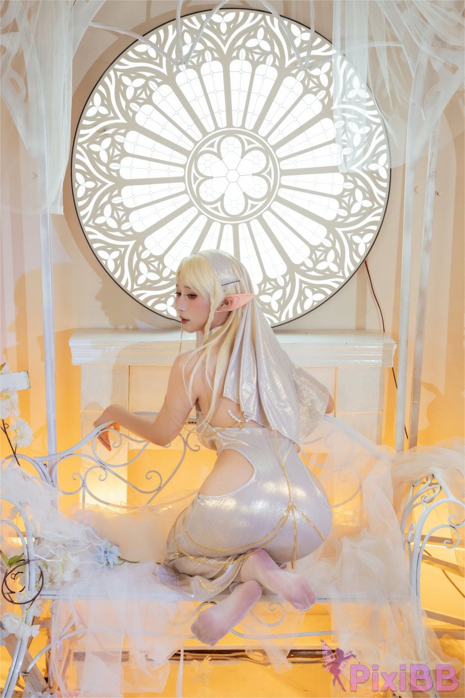 Cosplayer Yunxixi Yunx1x1 Milk peach language of light PixiBB.COM 023