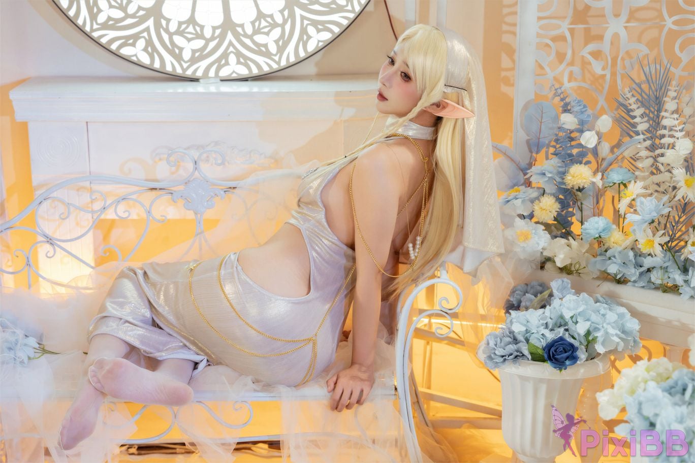 Cosplayer Yunxixi Yunx1x1 Milk peach language of light PixiBB.COM 025