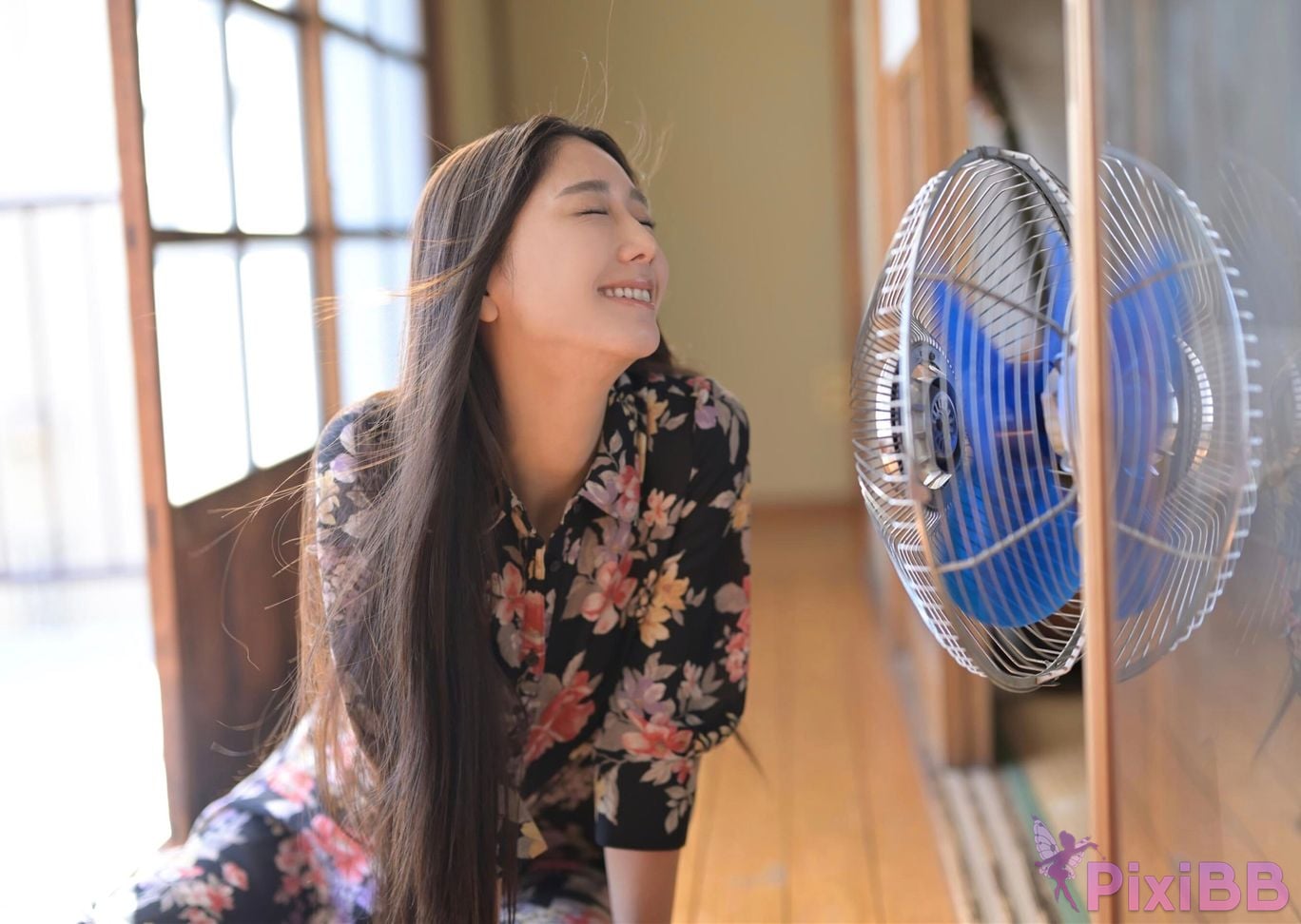 Japanese Idol Saito Yasuyo Exciting Girls Digital Photo Book Vol.3 PixiBB.COM 010