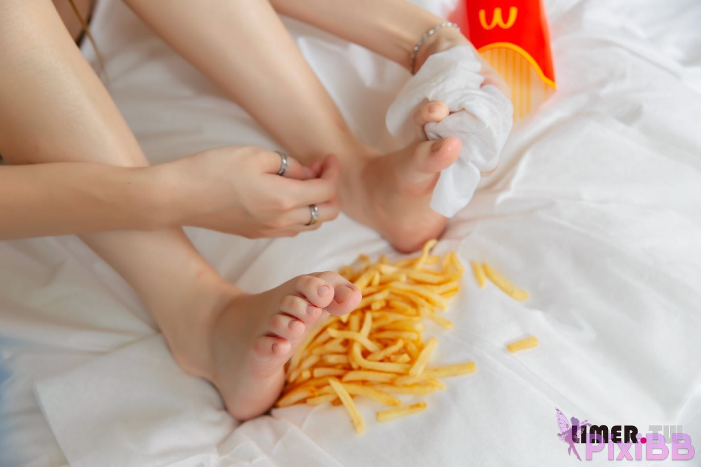 Limerence original No.062 Little Star the competition between beautiful feet and French fries shiny soles PixiBB.COM 192