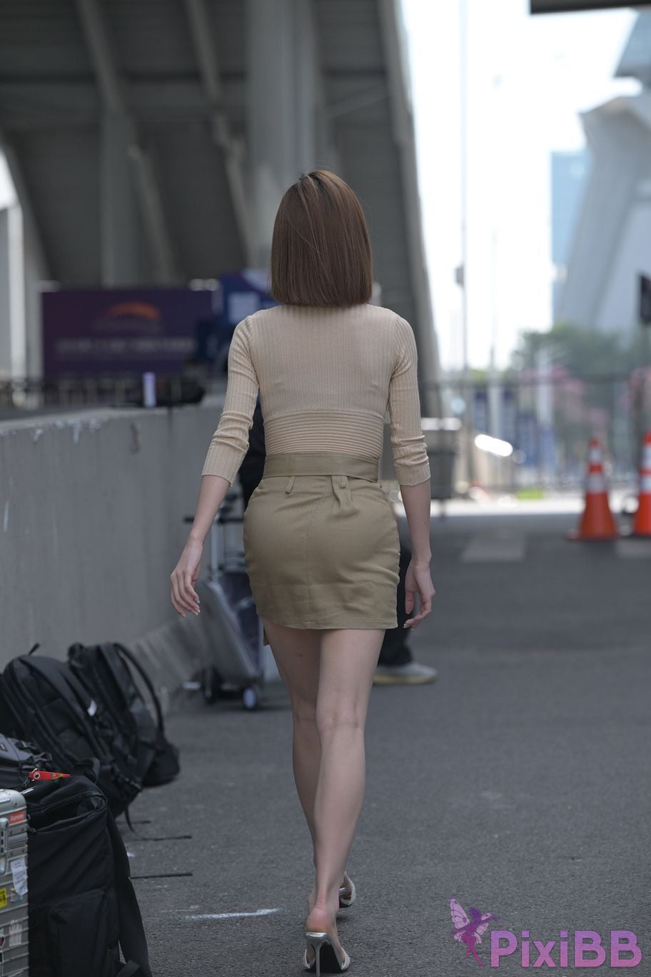 Featured Street Photography Works No.5605 Coffee suit buttocks PixiBB.COM 157