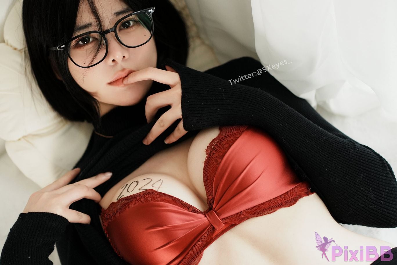 Cosplay EYEJANGDa Mo Wang w 2024 New Year Picture Black and Red PixiBB.COM 011