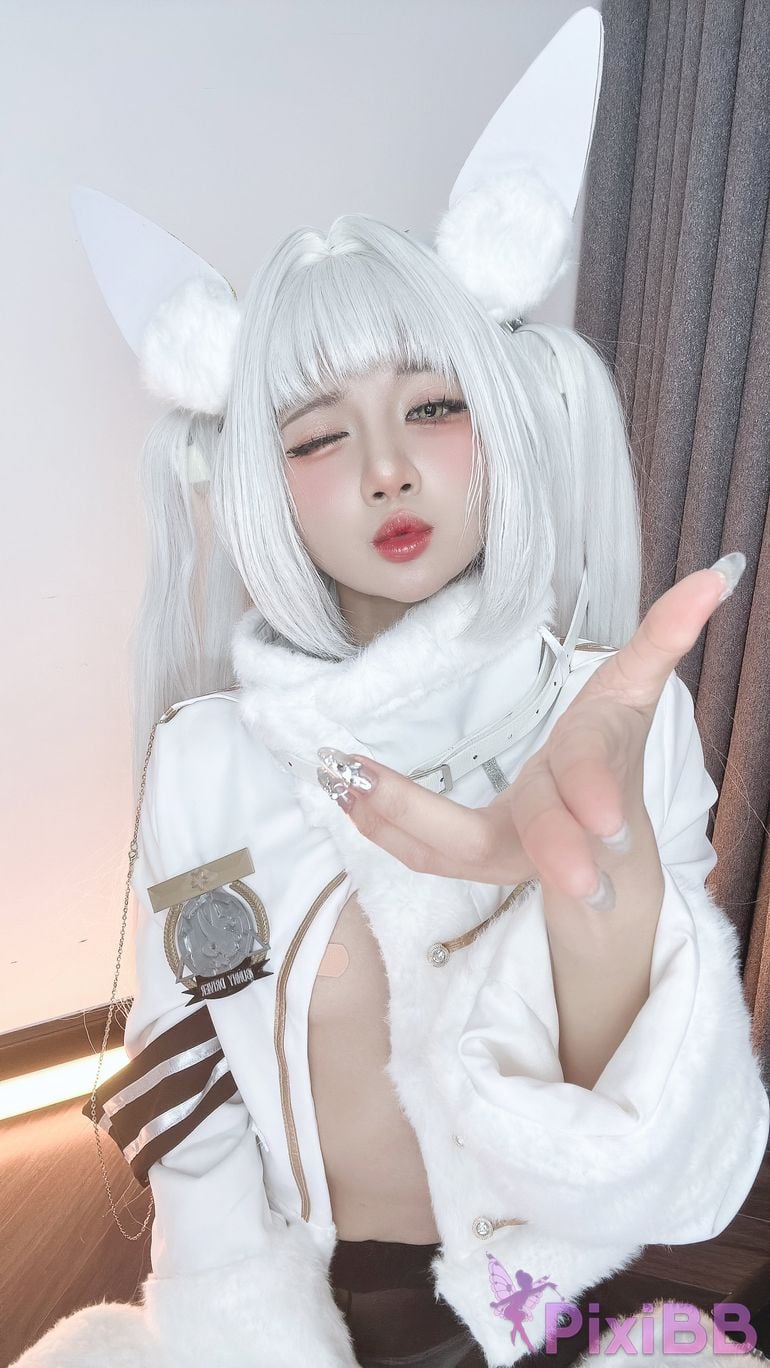 Cosplayer PoppaChan Nikke Blanc PixiBB.COM 043