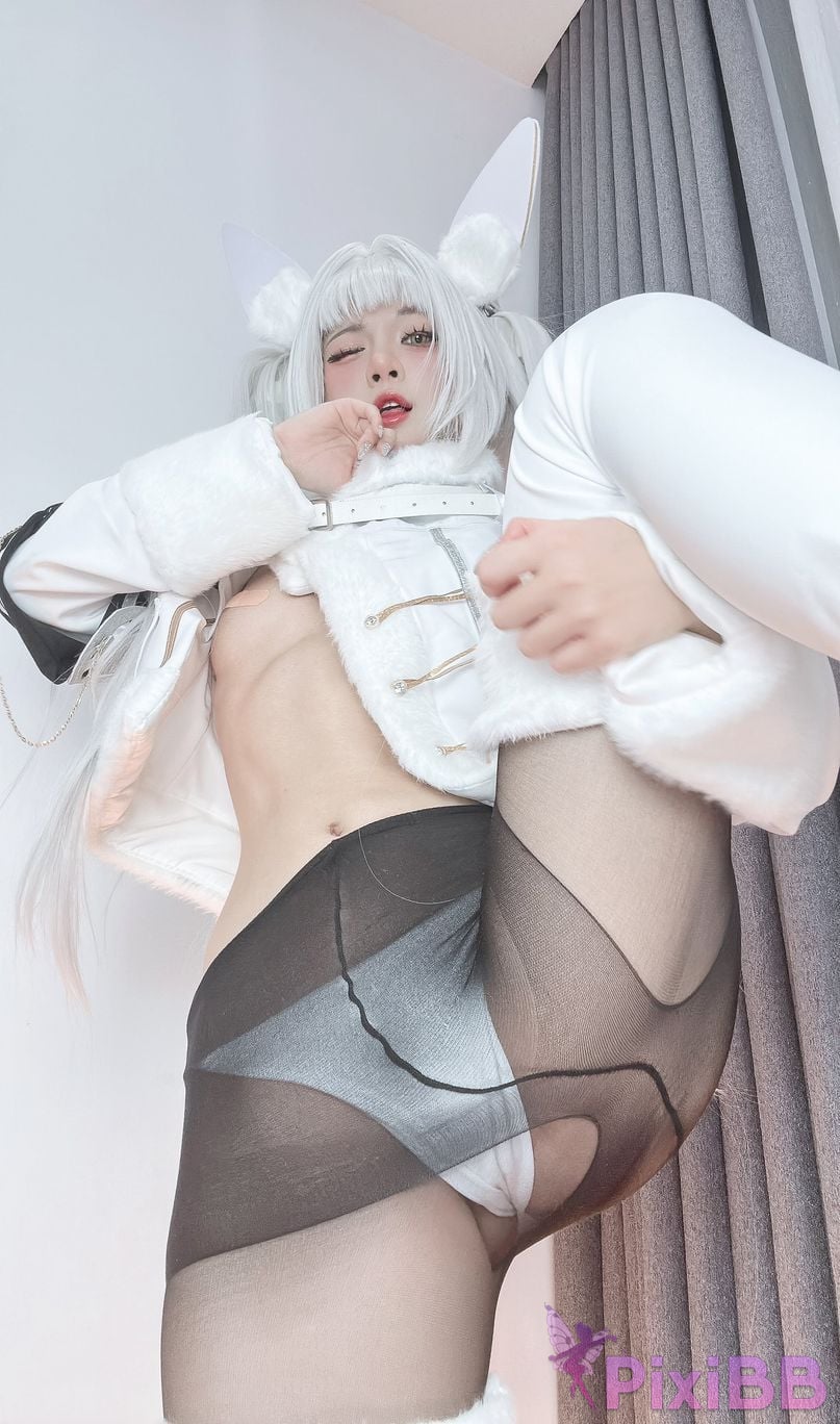 Cosplayer PoppaChan Nikke Blanc PixiBB.COM 050