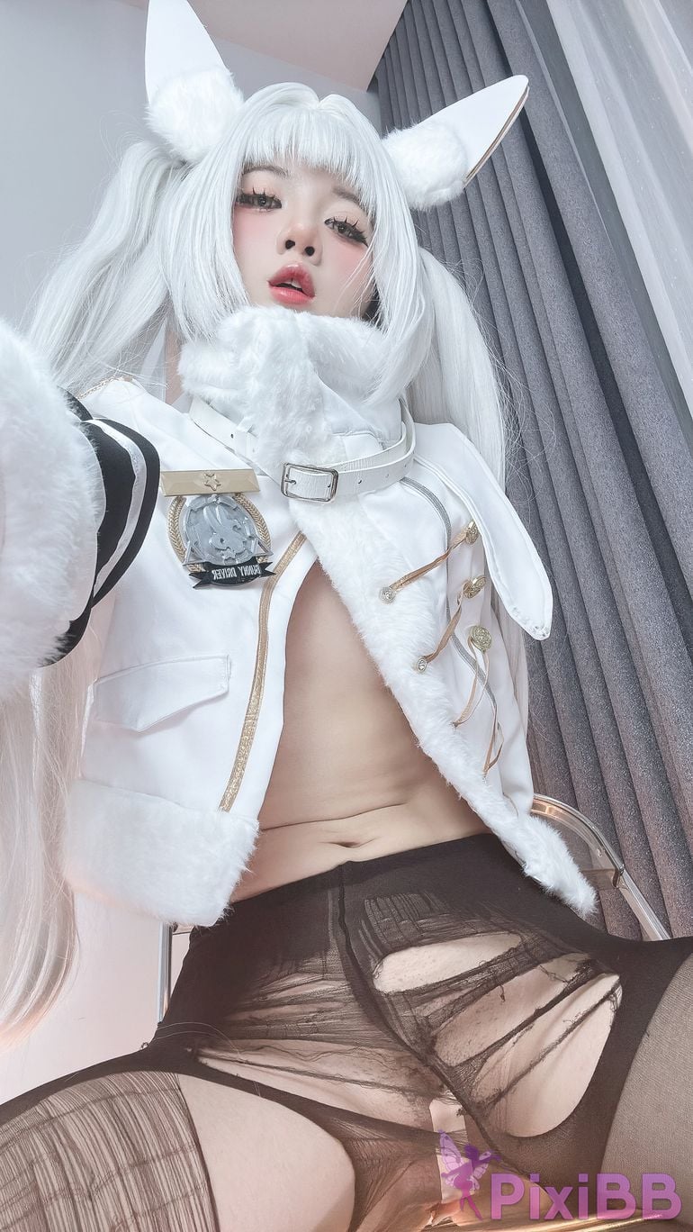Cosplayer PoppaChan Nikke Blanc PixiBB.COM 078