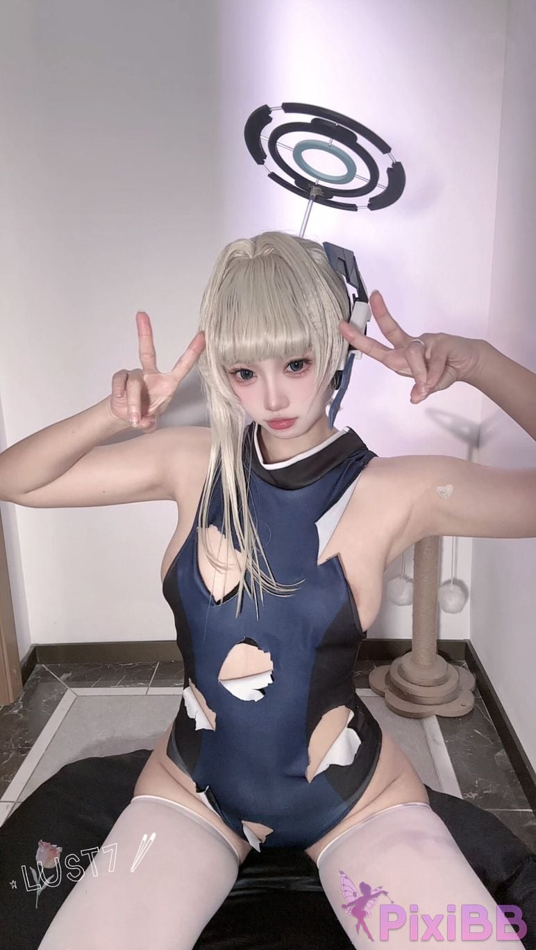 Cosplayer Qiqi be good Blue Archive Hourly swimming selfie PixiBB.COM 046