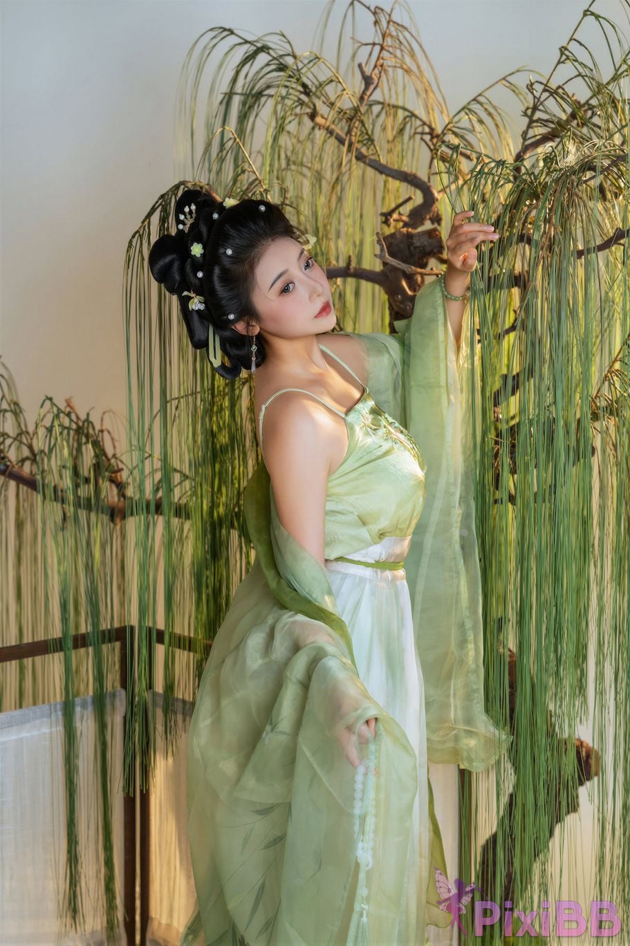 Cosplayer Nai tide chan nice Pick up greenery PixiBB.COM 002