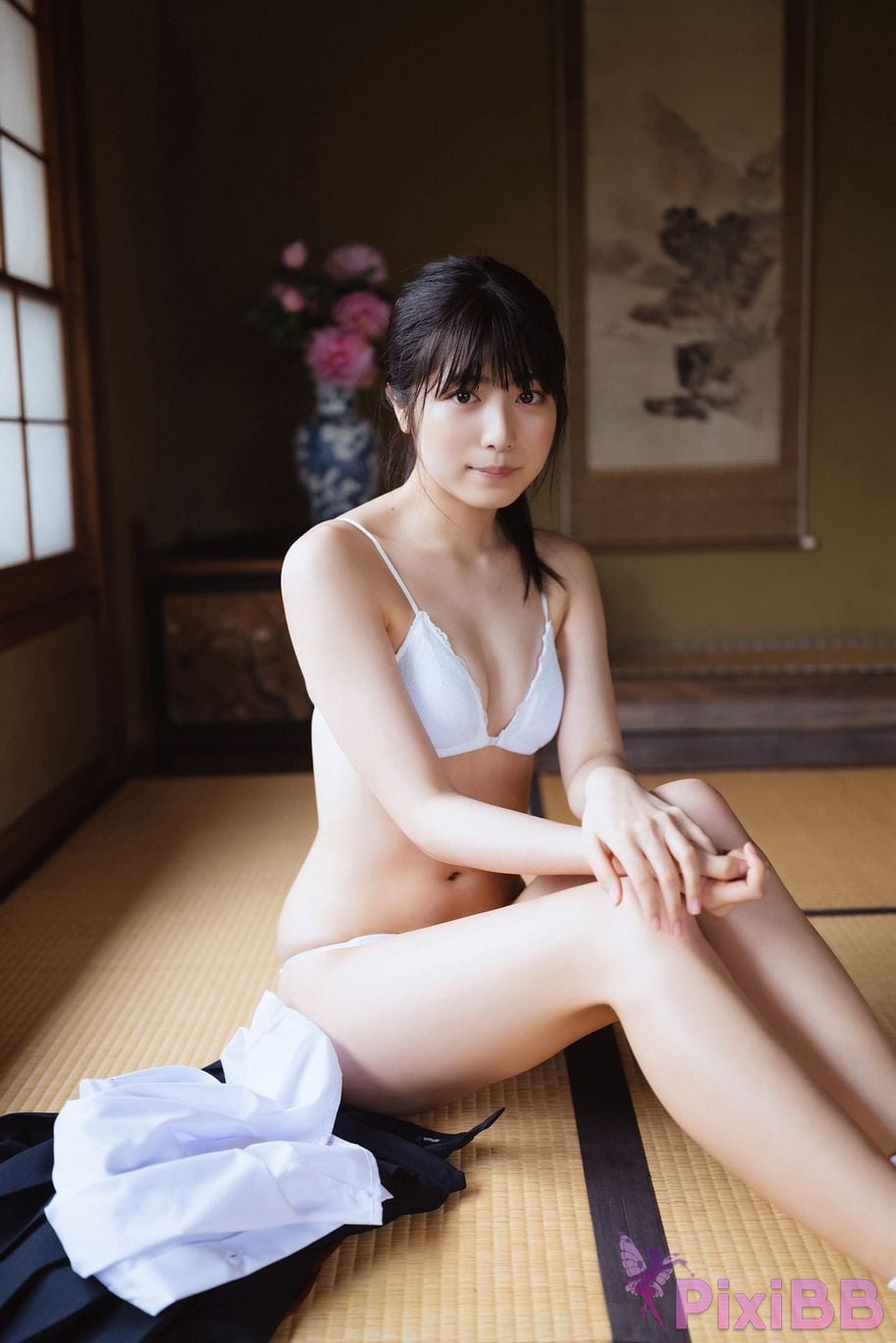 Japanese Idol Rio Yoshida Risakura Platinum FLASH digital photo book As things change like a flower PixiBB.COM 042