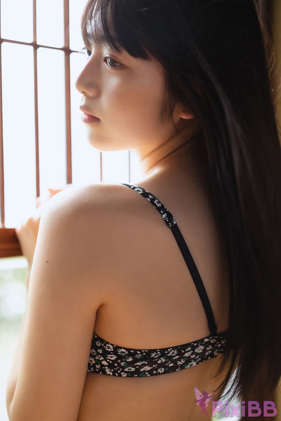 Japanese Idol Rio Yoshida Risakura Platinum FLASH digital photo book As things change like a flower PixiBB.COM 058