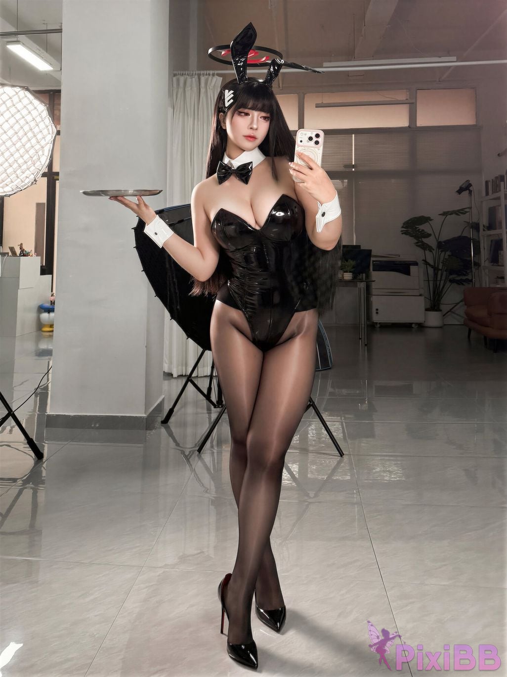 Cosplayer Half son Blue Archive Tiaoyue Liyin bunny girl PixiBB.COM 003