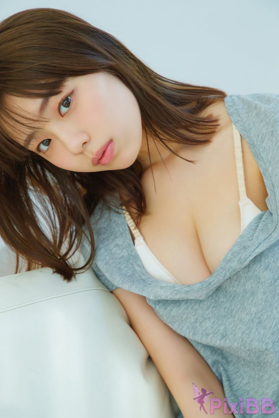 Japanese Idol Kikuchi Hina Himena FRIDAY digital photo book Spotlight vol.2 120 pages deluxe edition PixiBB.COM 051