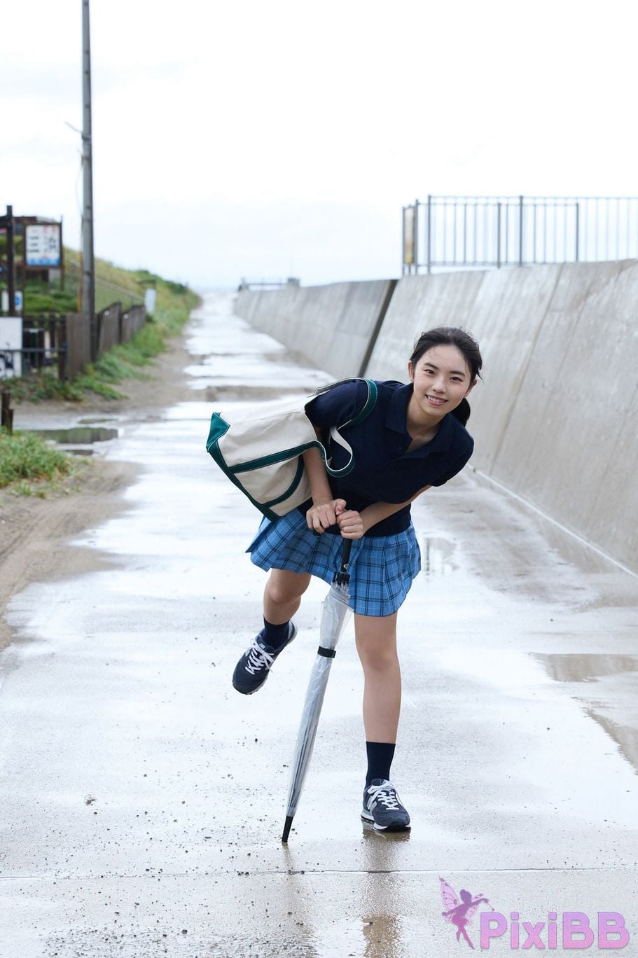 Japanese Idol Kikuchi Hina The Overwhelming Heroine vol. 2. High quality 120 pages FRIDAY digital photo book PixiBB.COM 023