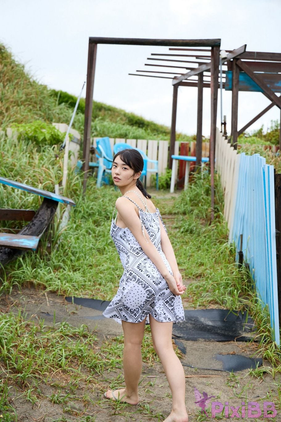 Japanese Idol Kikuchi Hina The Overwhelming Heroine vol. 2. High quality 120 pages FRIDAY digital photo book PixiBB.COM 030