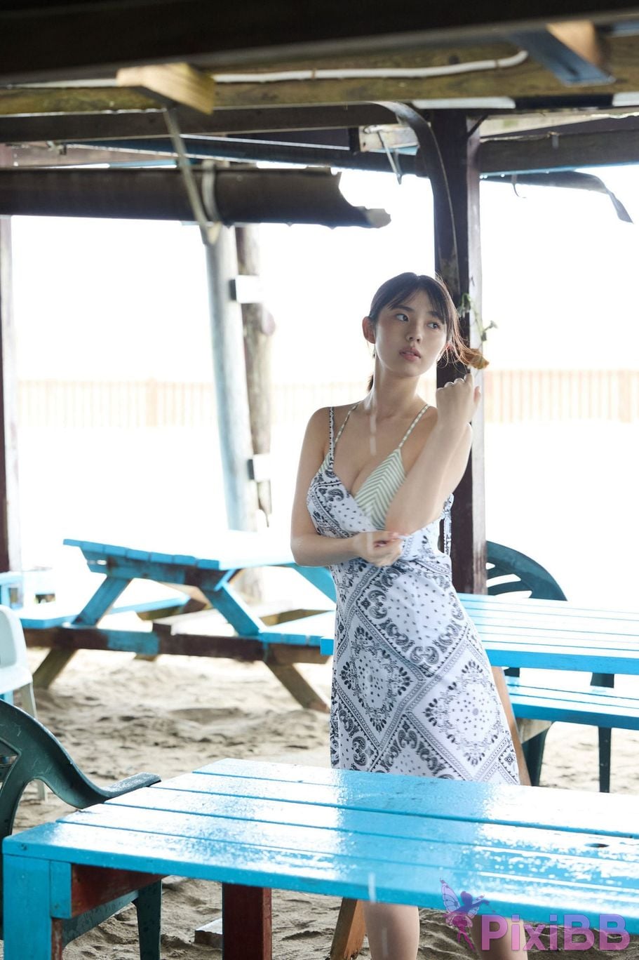 Japanese Idol Kikuchi Hina The Overwhelming Heroine vol. 2. High quality 120 pages FRIDAY digital photo book PixiBB.COM 038