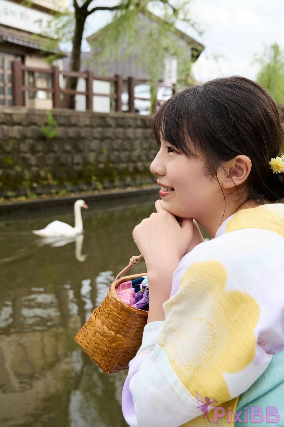 Japanese Idol Kikuchi Hina The Overwhelming Heroine vol. 2. High quality 120 pages FRIDAY digital photo book PixiBB.COM 063