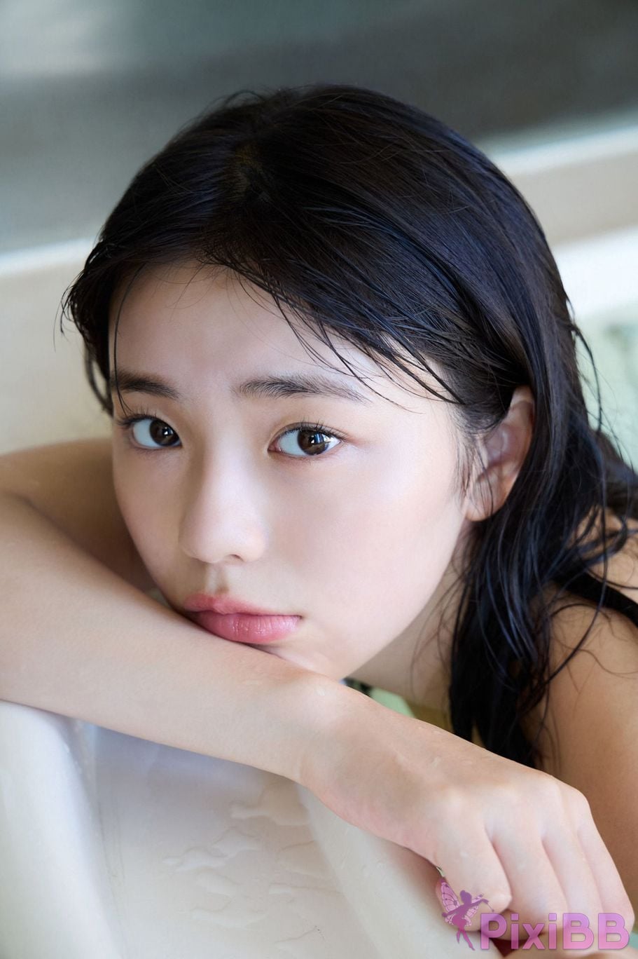Japanese Idol Kikuchi Hina The Overwhelming Heroine vol. 1. FRIDAY Digital Photo Collection PixiBB.COM 044