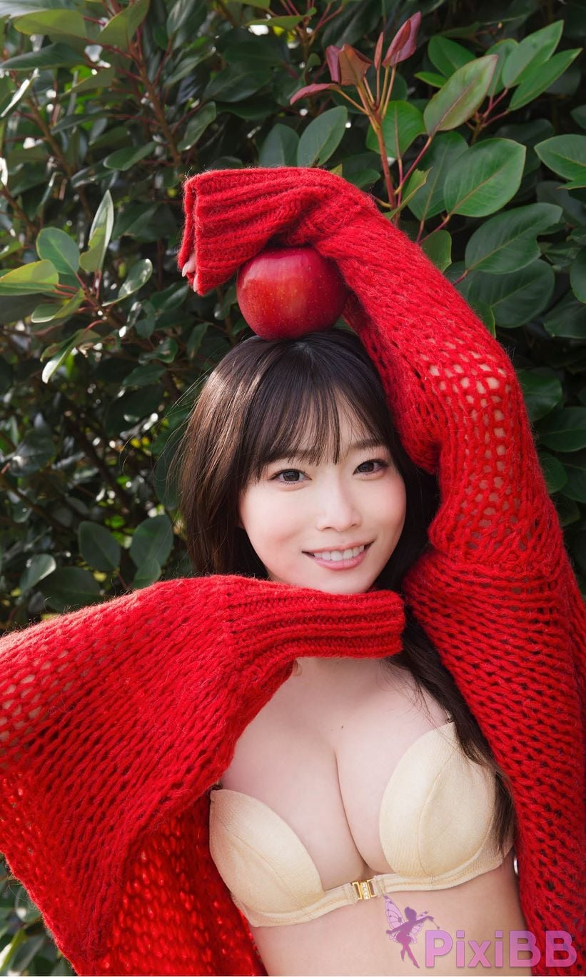 Japanese Idol Miyu Kishi Digital only photo collection Always red and tunagaru weekly play BOOK PixiBB.COM 020